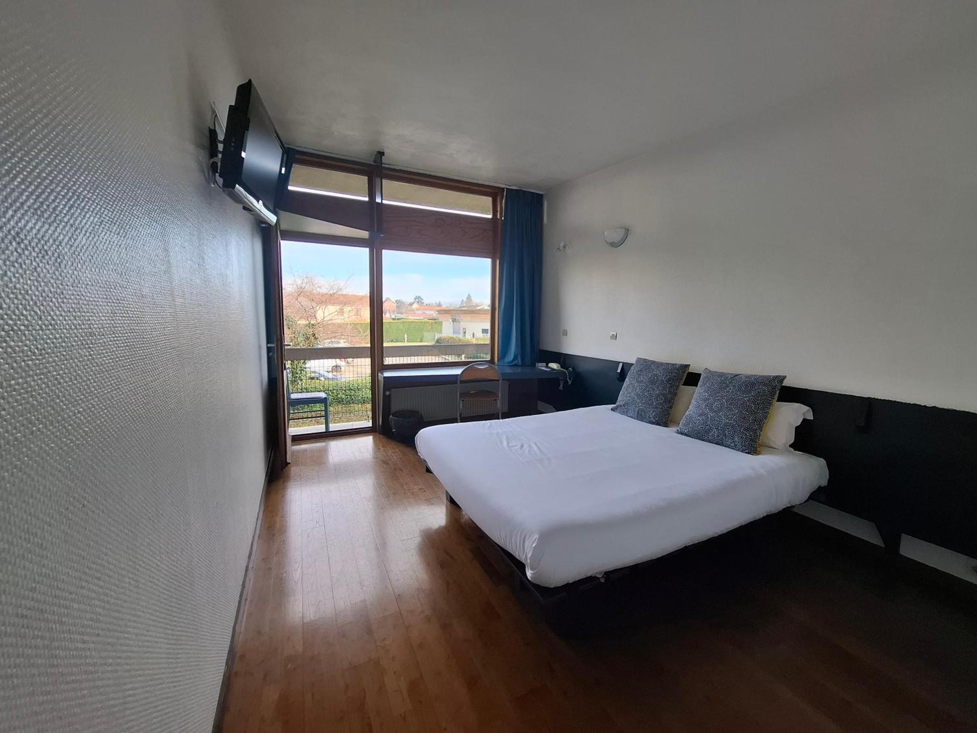 Hotel Restaurant Cirius Montrond-les-Bains Zewnętrze zdjęcie