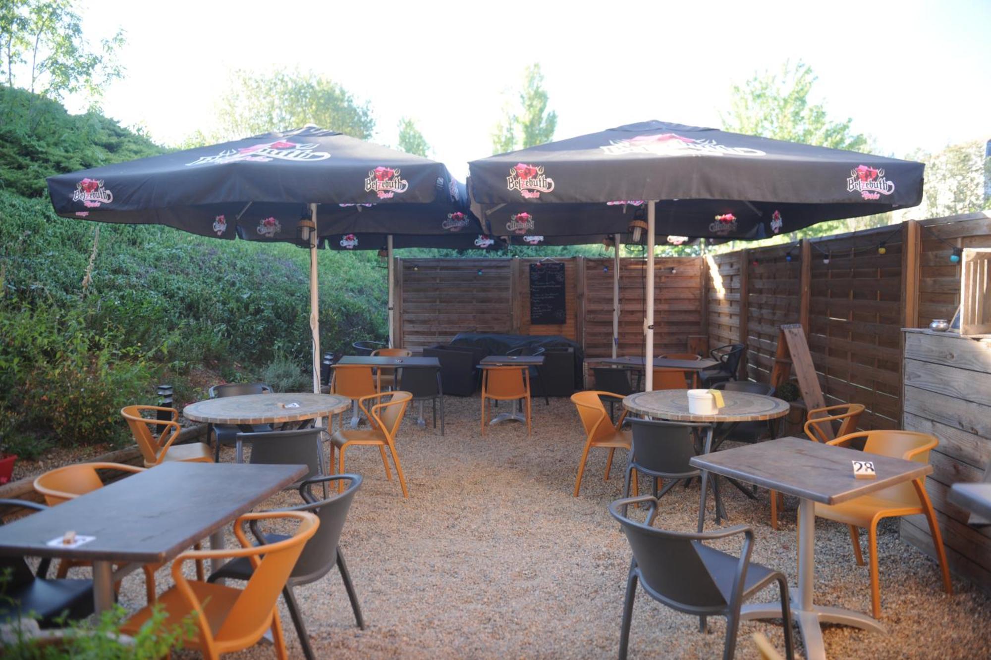 Hotel Restaurant Cirius Montrond-les-Bains Zewnętrze zdjęcie