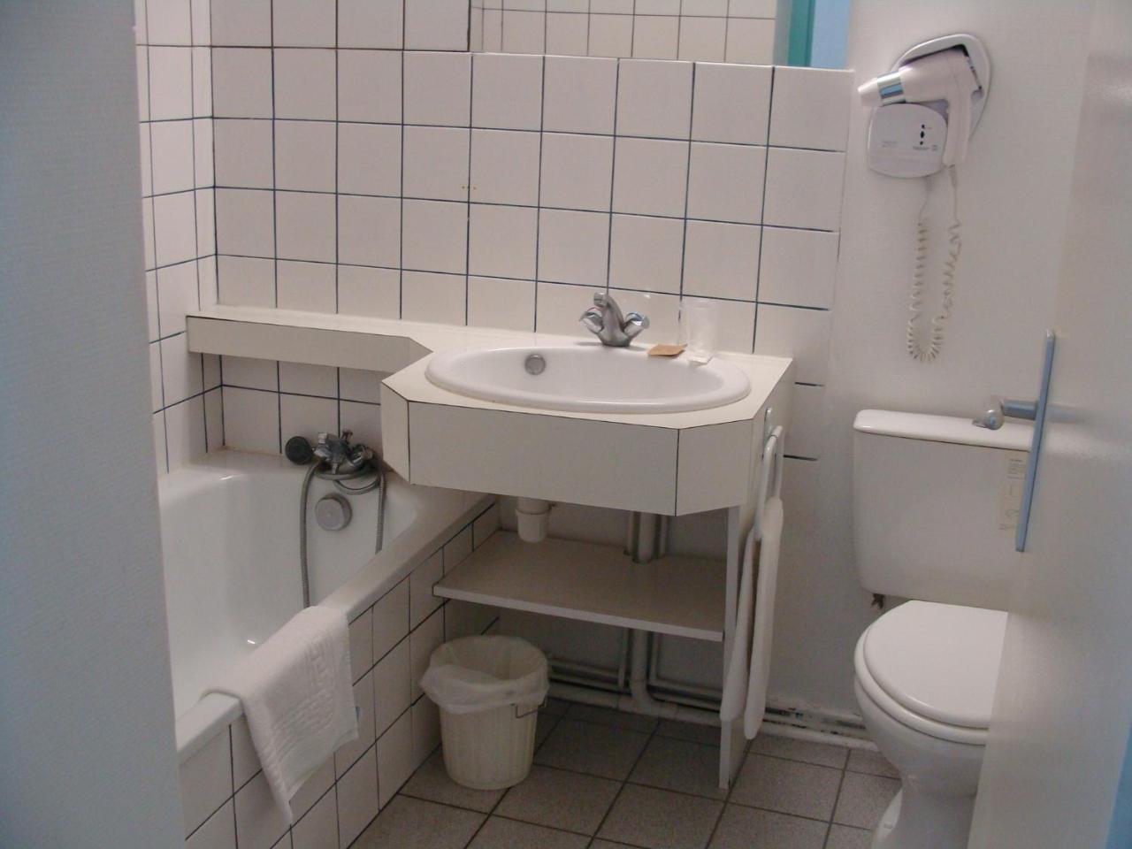 Hotel Restaurant Cirius Montrond-les-Bains Zewnętrze zdjęcie