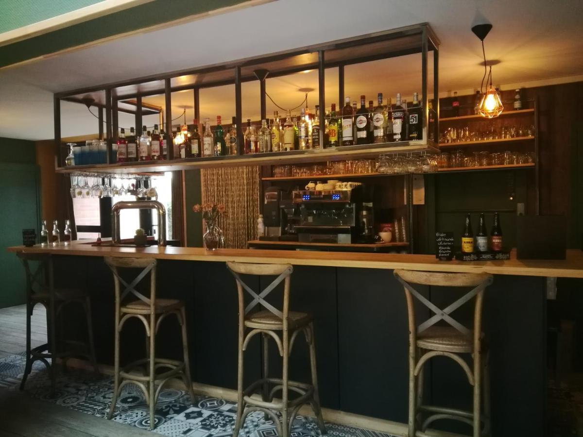 Hotel Restaurant Cirius Montrond-les-Bains Zewnętrze zdjęcie