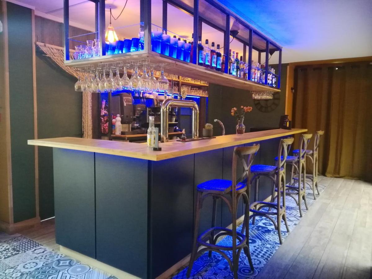 Hotel Restaurant Cirius Montrond-les-Bains Zewnętrze zdjęcie